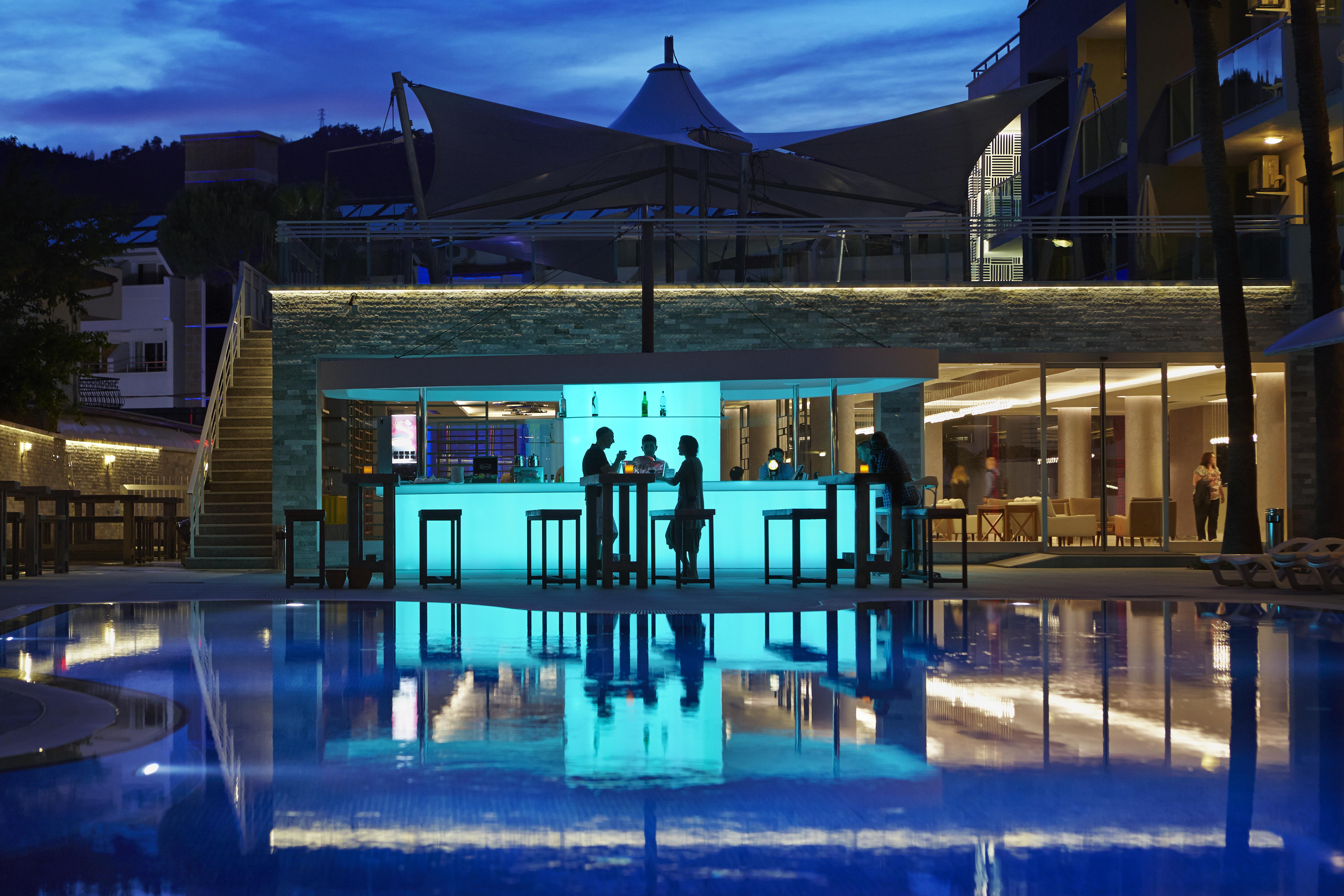 Mirage World Hotel Ичмелер Экстерьер фото